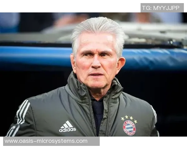 四十岁退役足球明星重返赛场的传奇故事与人生转折 四十岁退役足球明星重返赛场的传奇故事与人生转折